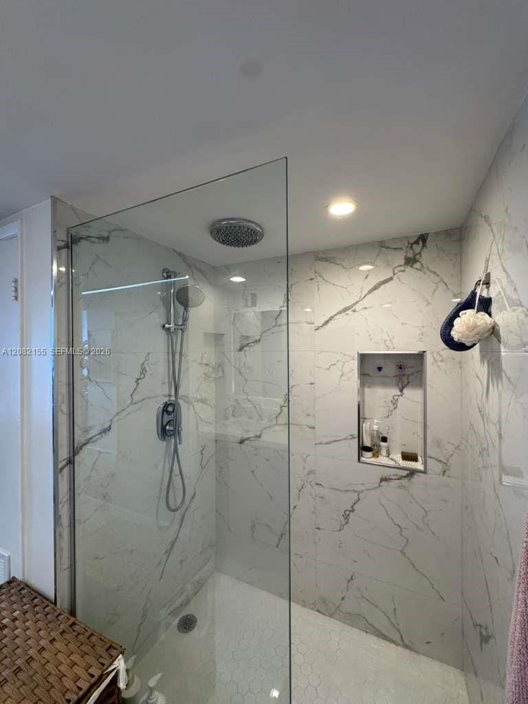 600 NE 36th Street 216, Miami, FL 33137 photo 18