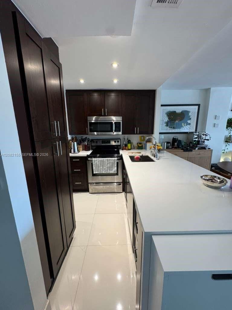 600 NE 36th Street 216, Miami, FL 33137 photo 8