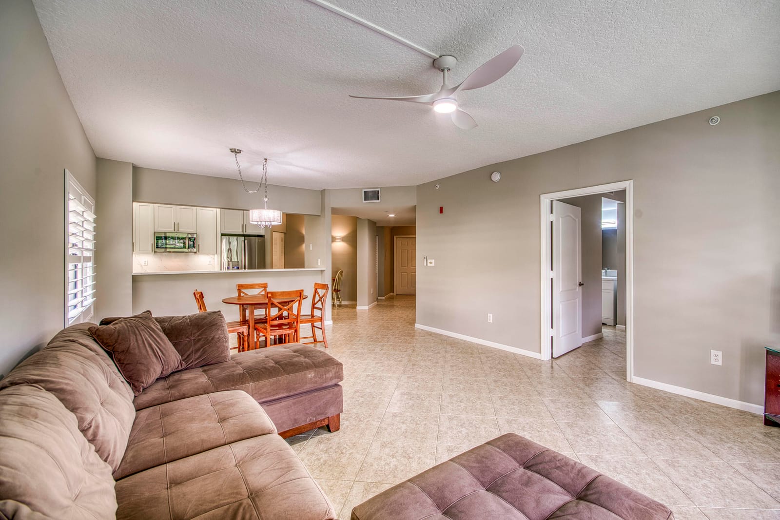 800 Uno Lago Drive 105, Juno Beach, FL 33408 photo 11