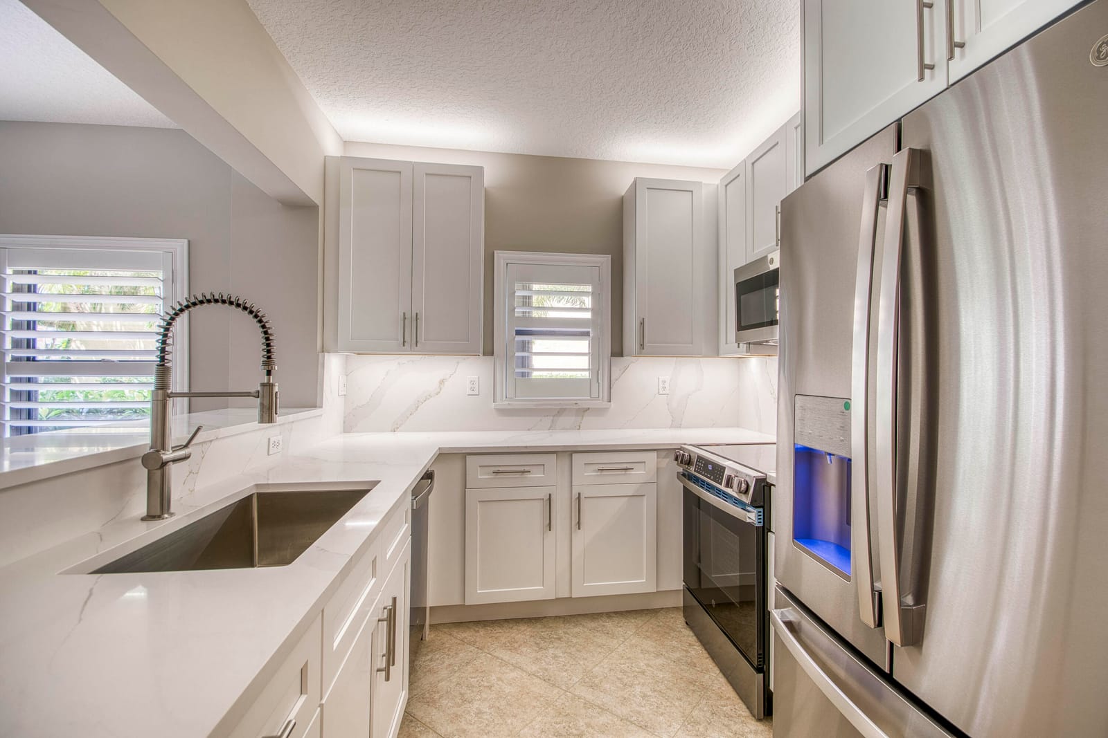 800 Uno Lago Drive 105, Juno Beach, FL 33408 photo 18