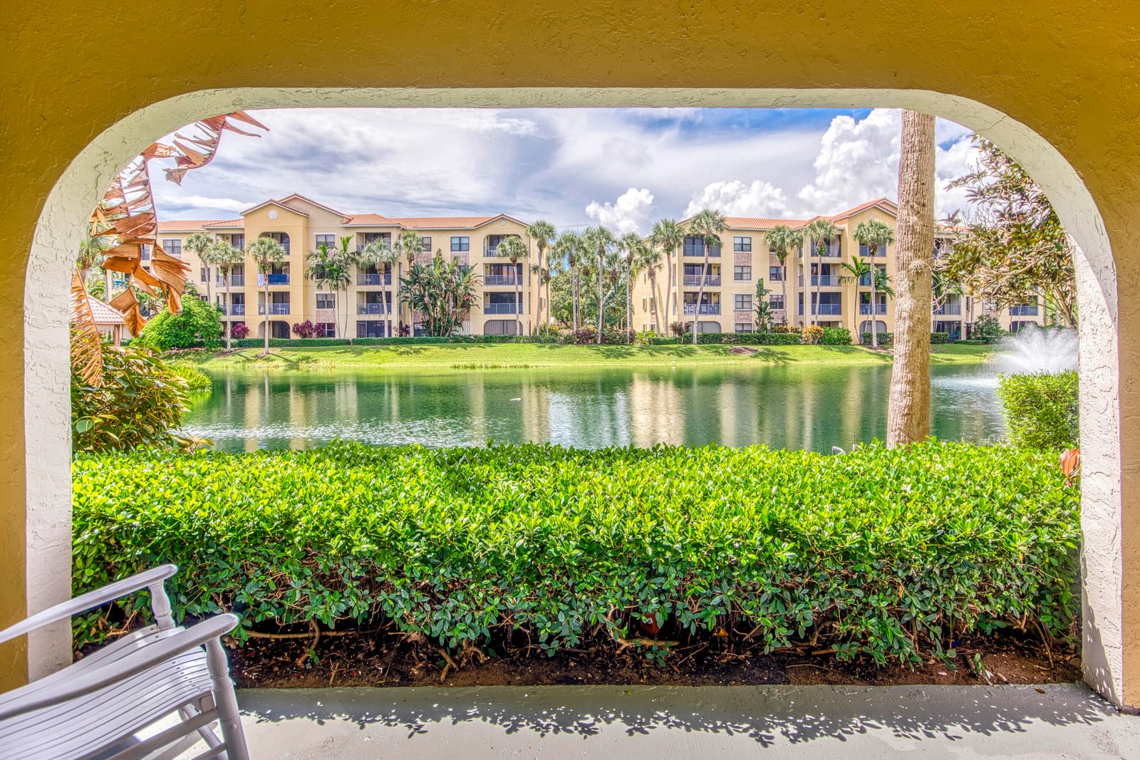 800 Uno Lago Drive 105, Juno Beach, FL 33408 photo 10