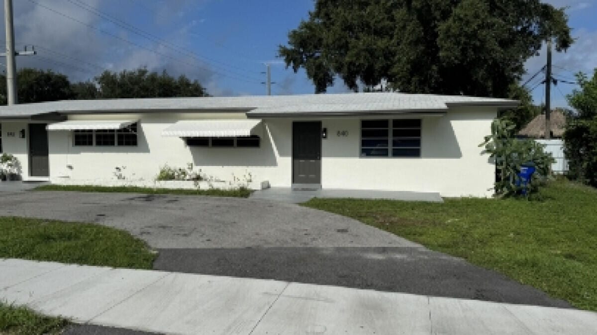 842 S 63rd Avenue, Hollywood, FL 33023