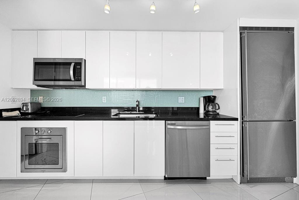 92 SW 3rd Street 4806 — photo 12