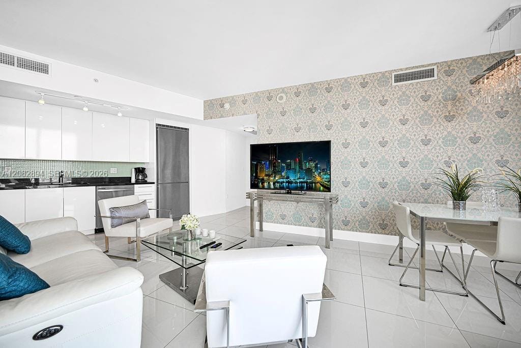 92 SW 3rd Street 4806, Miami, FL 33130 photo 14