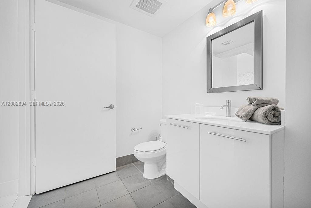 92 SW 3rd Street 4806, Miami, FL 33130 photo 25