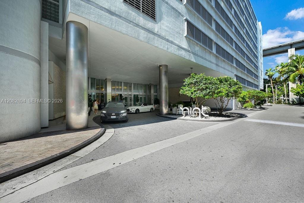 92 SW 3rd Street 4806 — photo 7