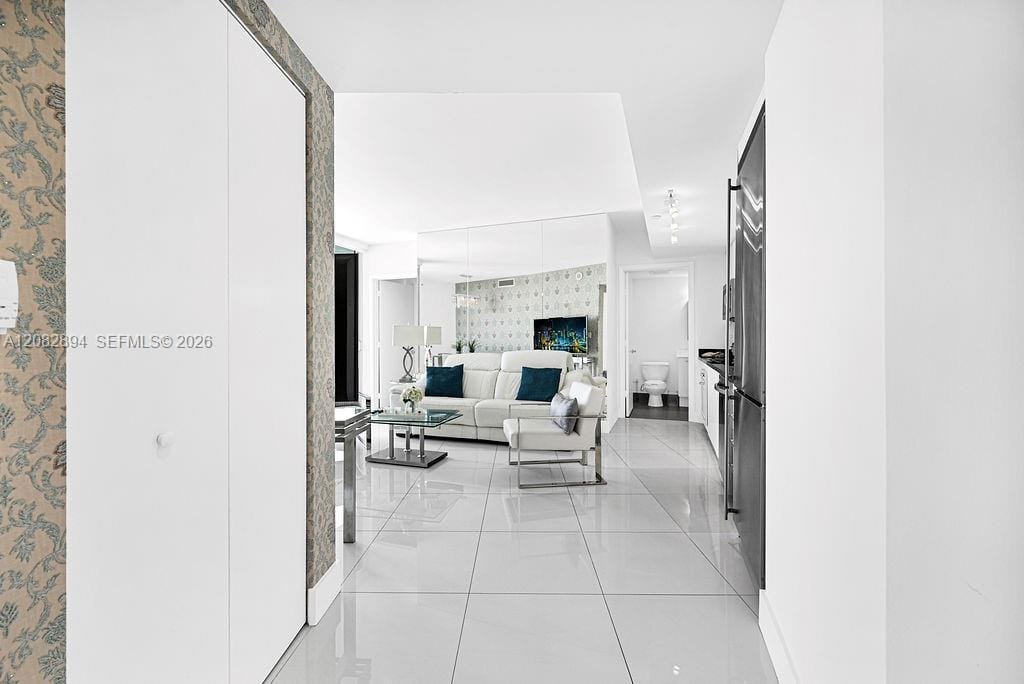 92 SW 3rd Street 4806 — photo 9