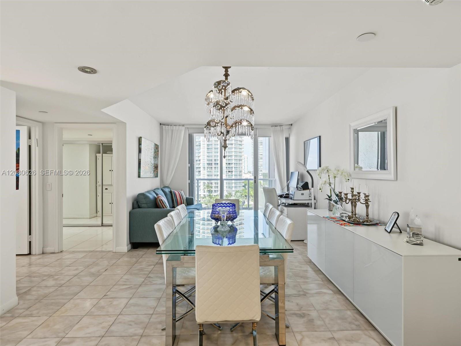 16445 Collins Avenue 828 — photo 9