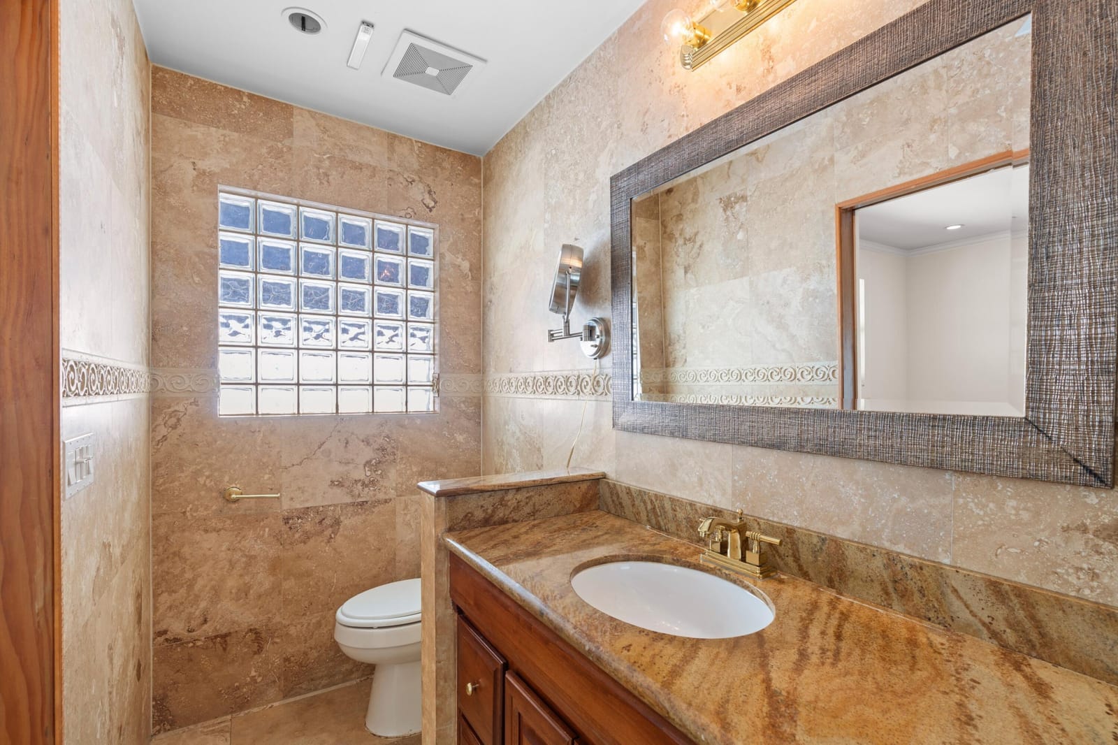 930 SE 10TH Court, Pompano Beach, FL 33060 photo 18