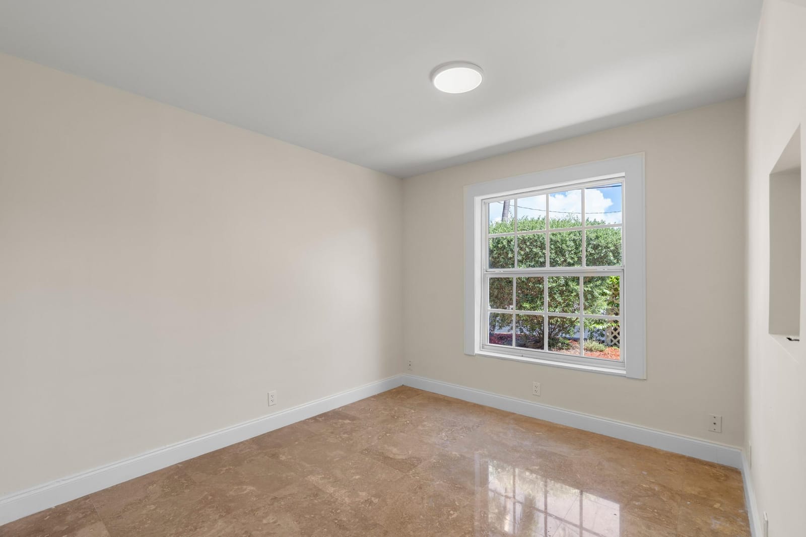 930 SE 10TH Court, Pompano Beach, FL 33060 photo 21