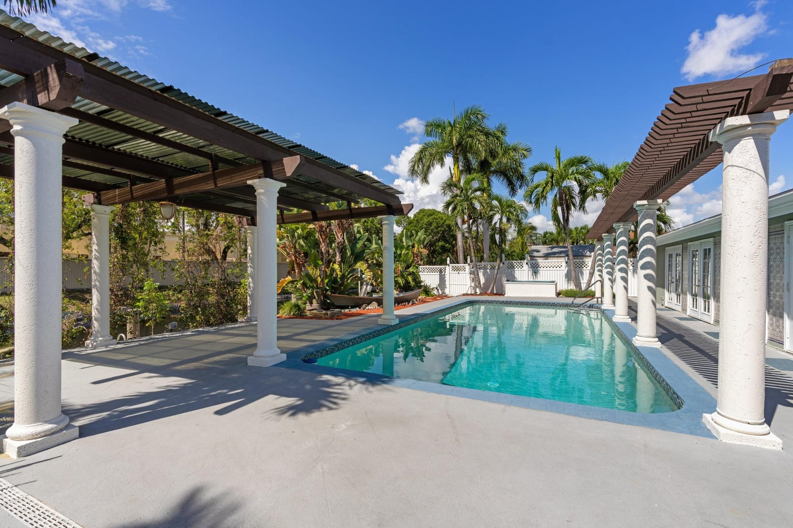 930 SE 10TH Court, Pompano Beach, FL 33060 photo 25