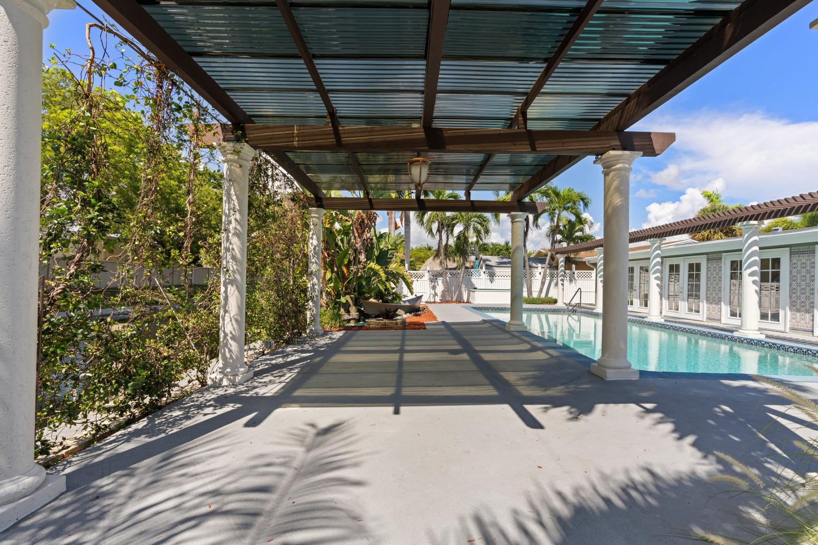 930 SE 10TH Court, Pompano Beach, FL 33060 photo 27