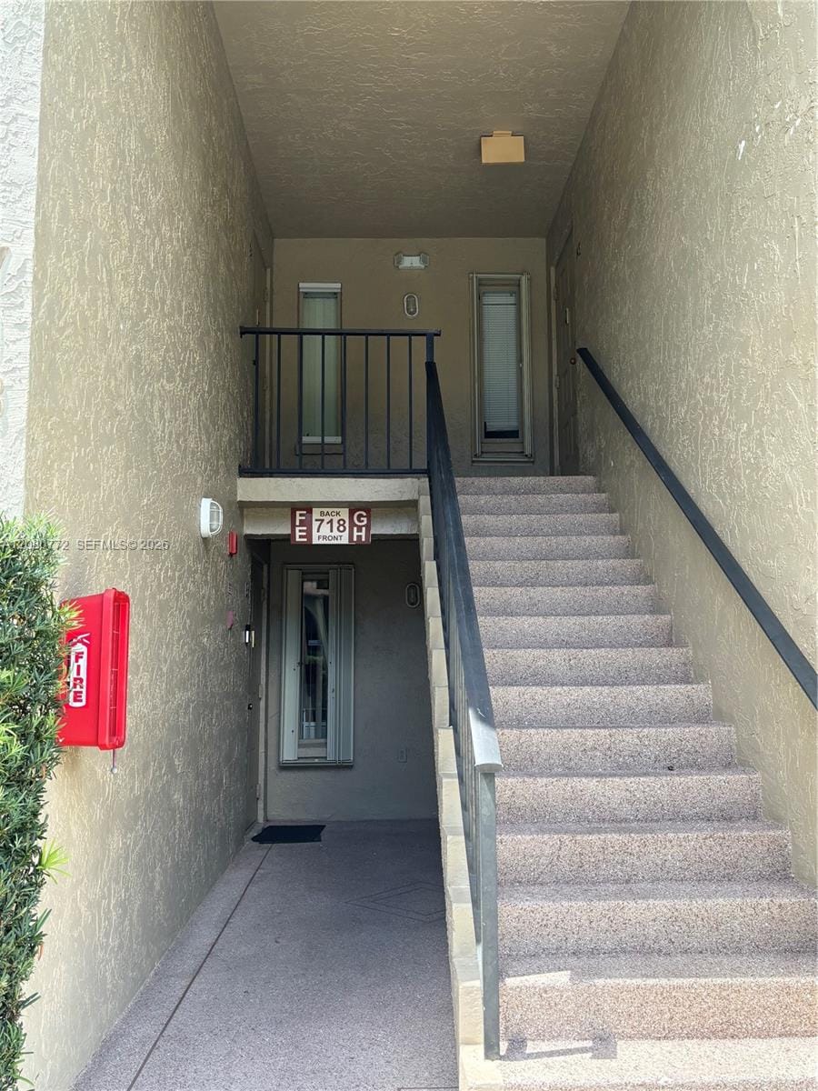 718 Sunny Pine Way F2, Greenacres, FL 33415 photo 2