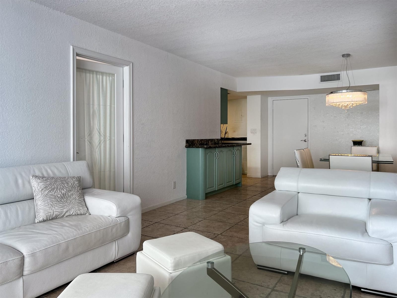 101 Briny Avenue 810 — photo 8