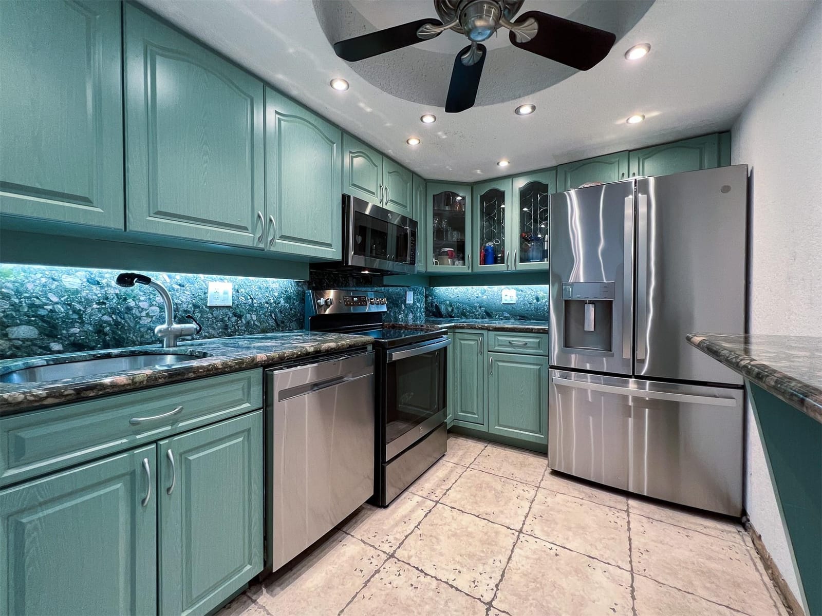 101 Briny Avenue 810, Pompano Beach, FL 33062