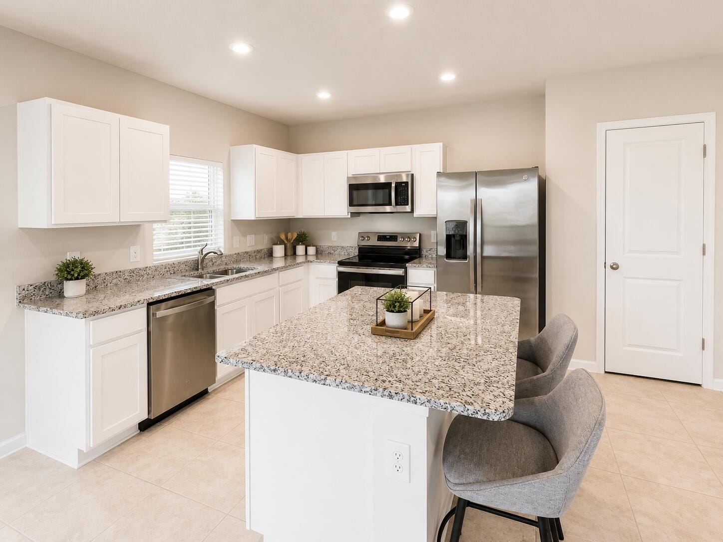 103 PUMMELO Place — photo 4