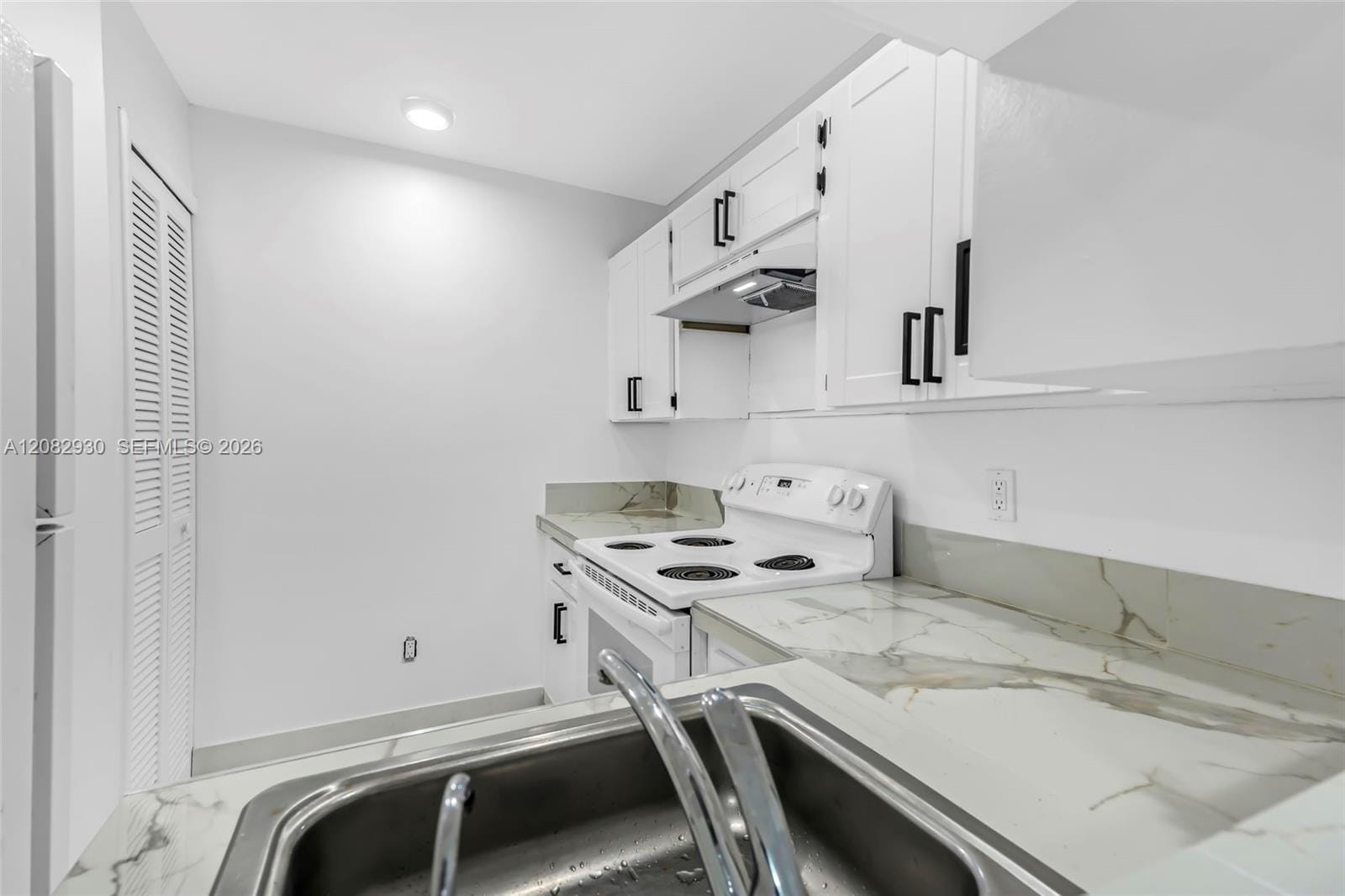6825 W Flagler Street 202, Miami, FL 33144 photo 30