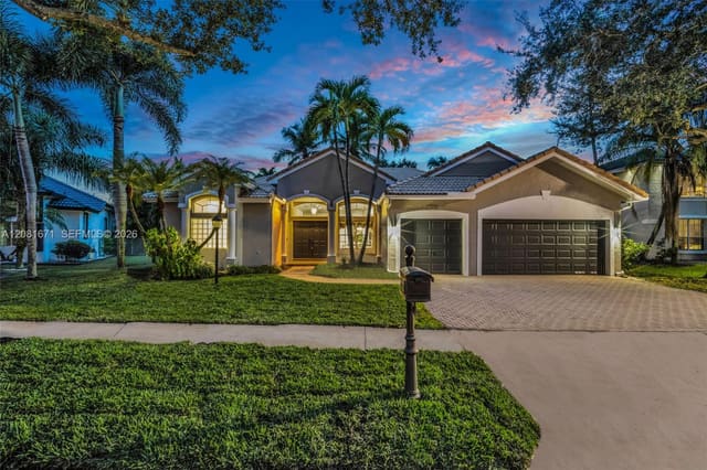 2008 NW 126th Avenue, Pembroke Pines, FL 33028