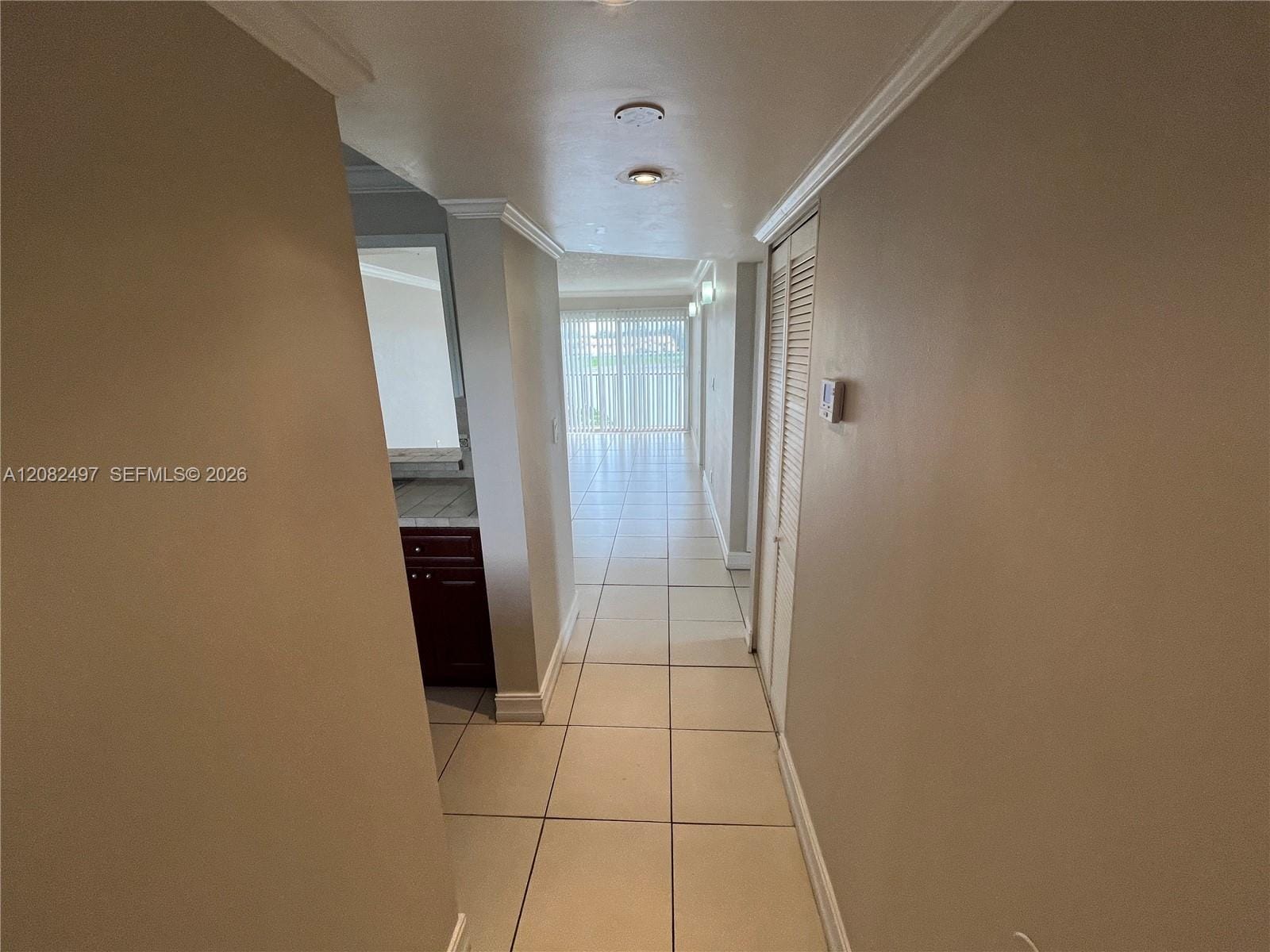 8560 N Sherman Circle 308 — photo 2
