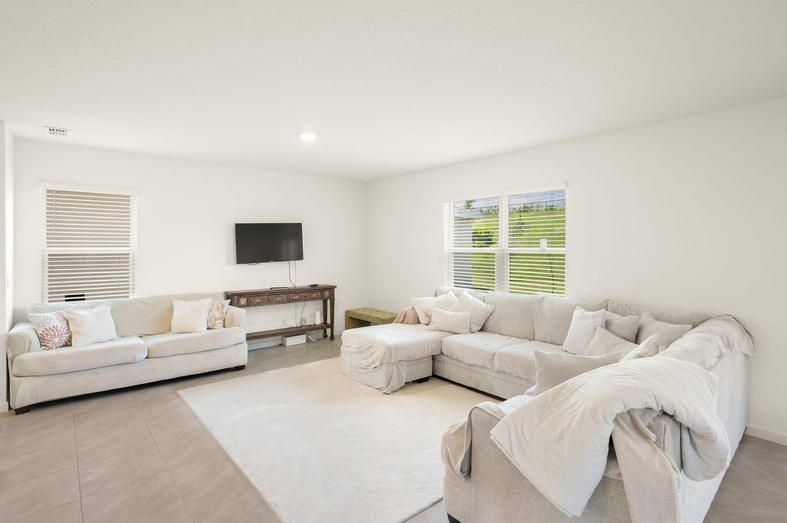 10764 SW VASARI Way — photo 8