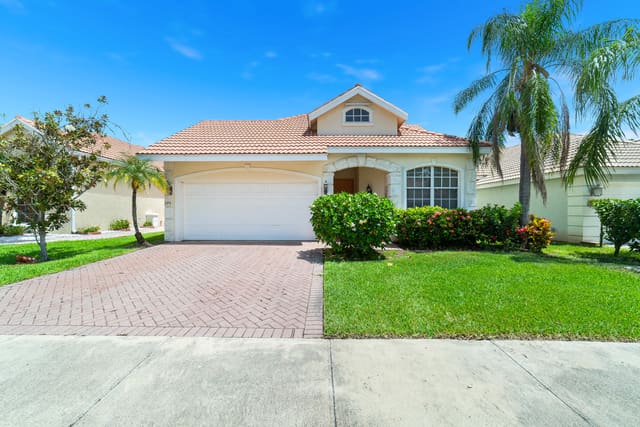 775 SW Munjack Circle, Port St. Lucie, FL 34986