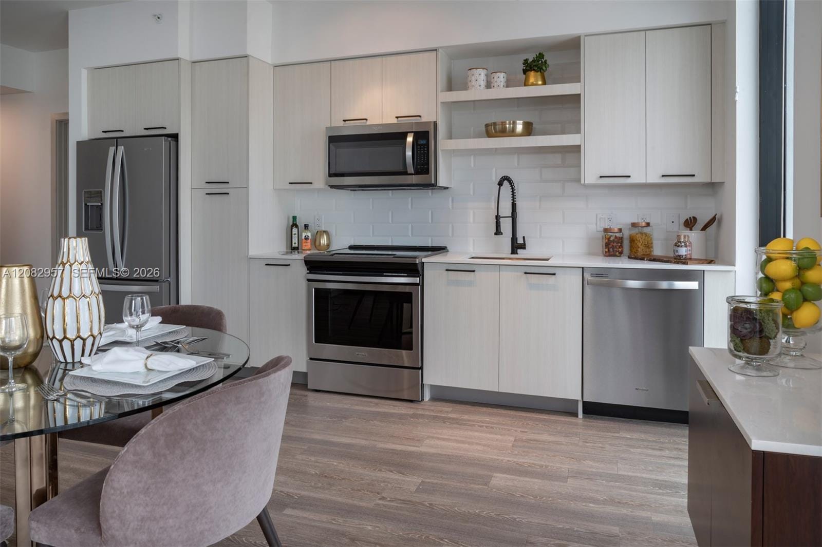 221 SW 12th Street 706 — photo 12