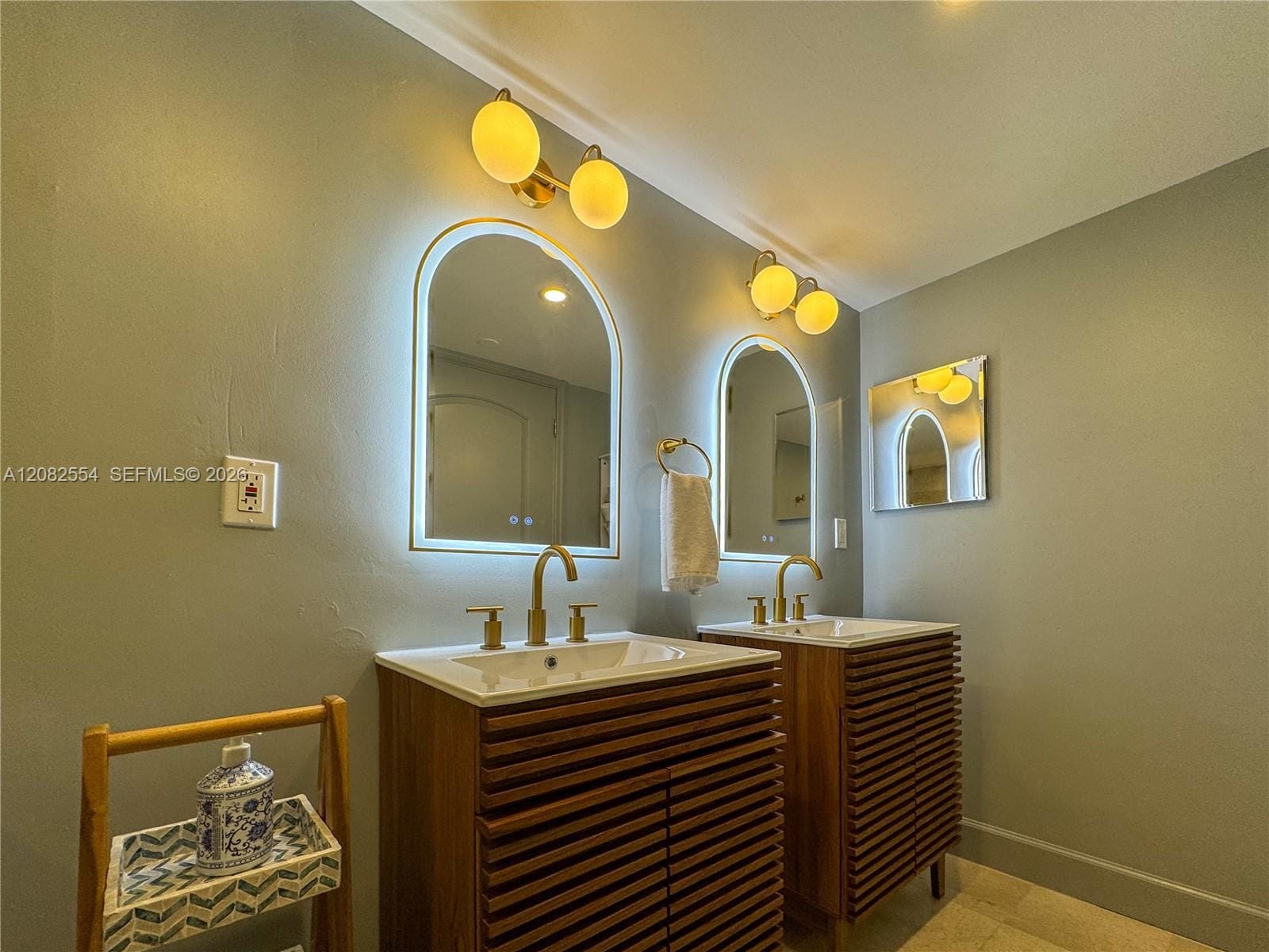 6917 Collins Avenue 1409 — photo 10