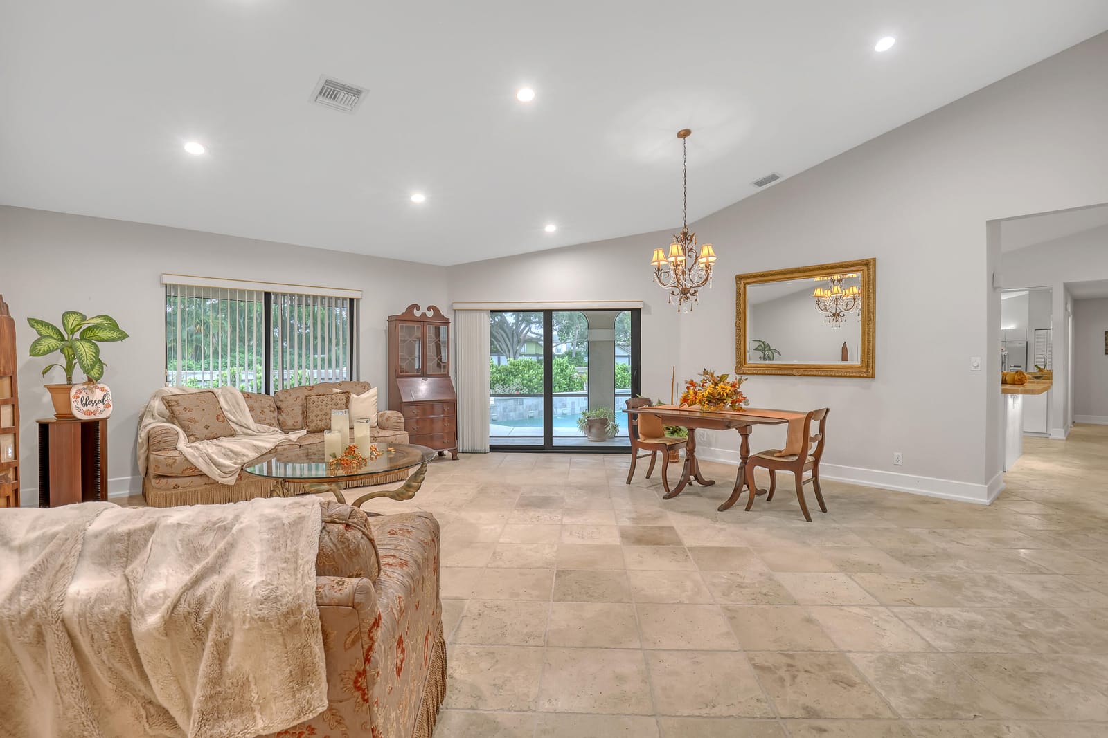 2156 AMESBURY Circle — photo 9