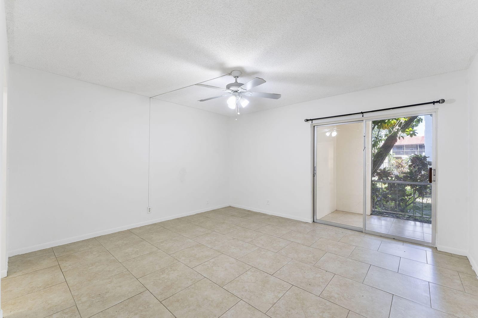 632 NW 13th Street 16 — photo 9