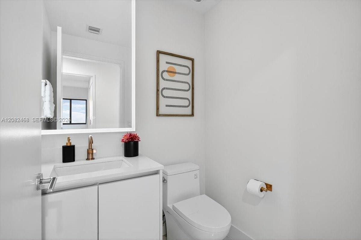 700 NE 24th Street 5202 — photo 9
