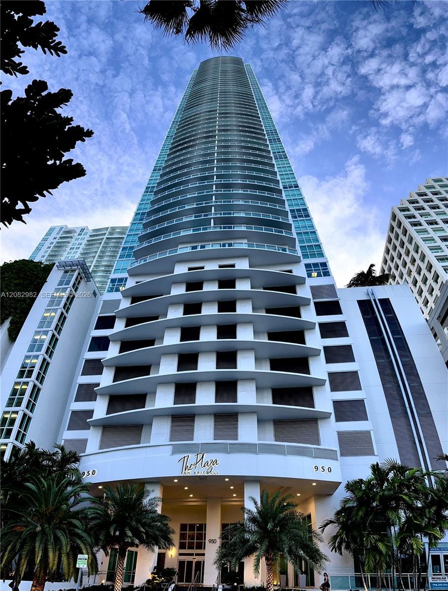 950 Brickell Bay Drive 4908, Miami, FL 33131
