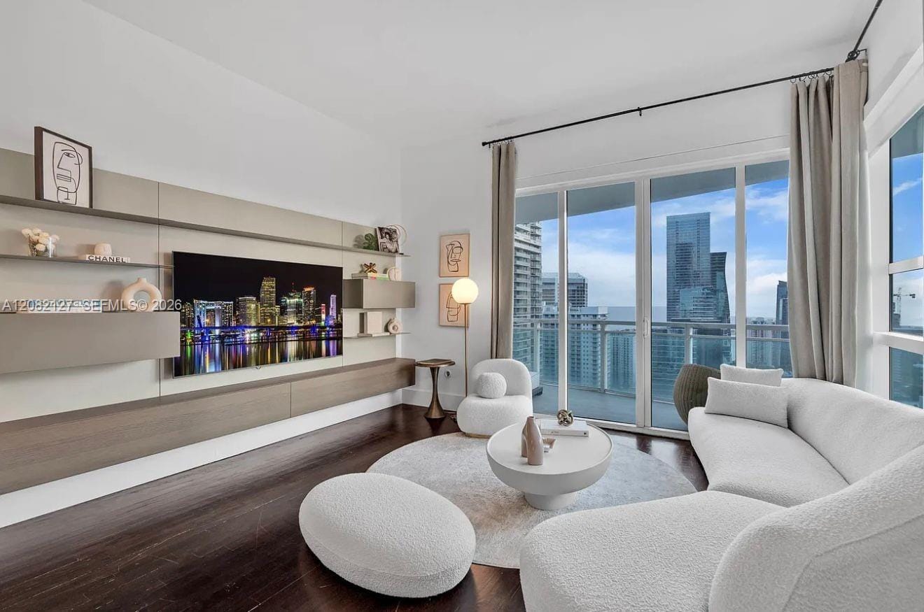 951 Brickell Avenue 4111, Miami, FL 33131