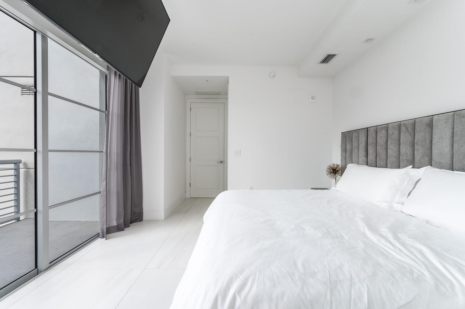 155 E BOCA RATON Road 820 — photo 9