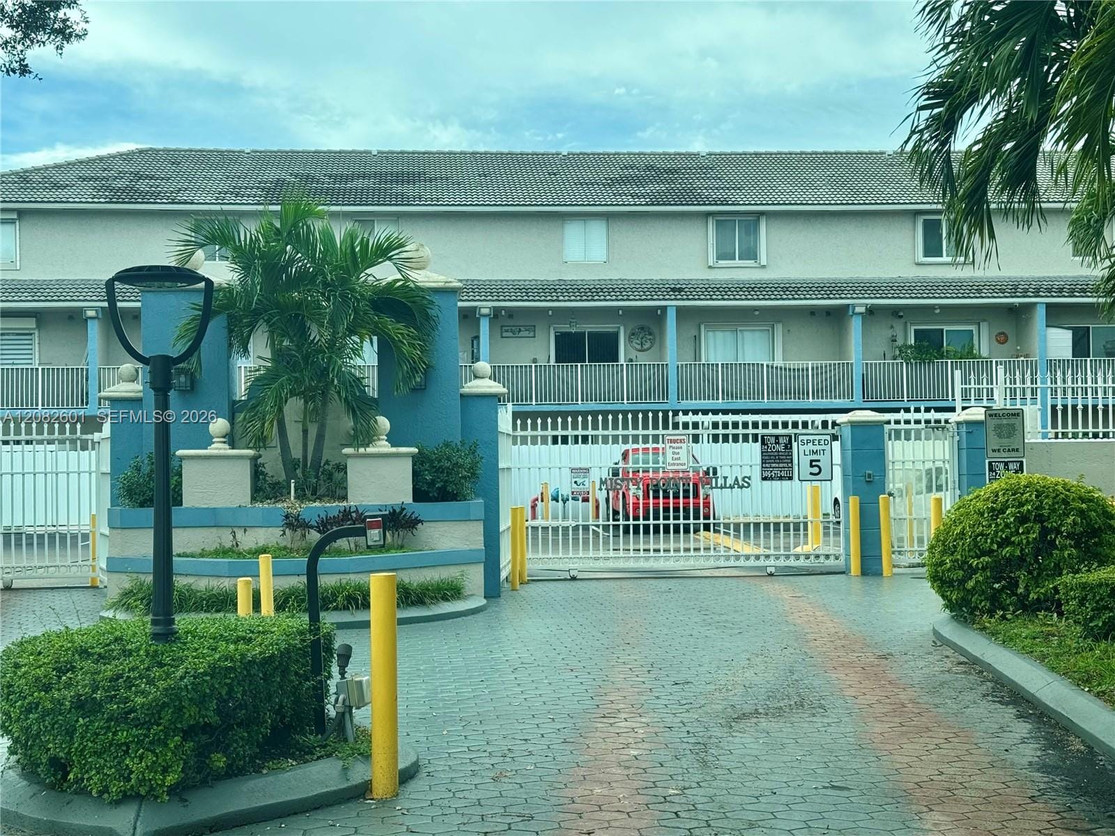 8380 NW 103rd Street 105G, Hialeah Gardens, FL 33016