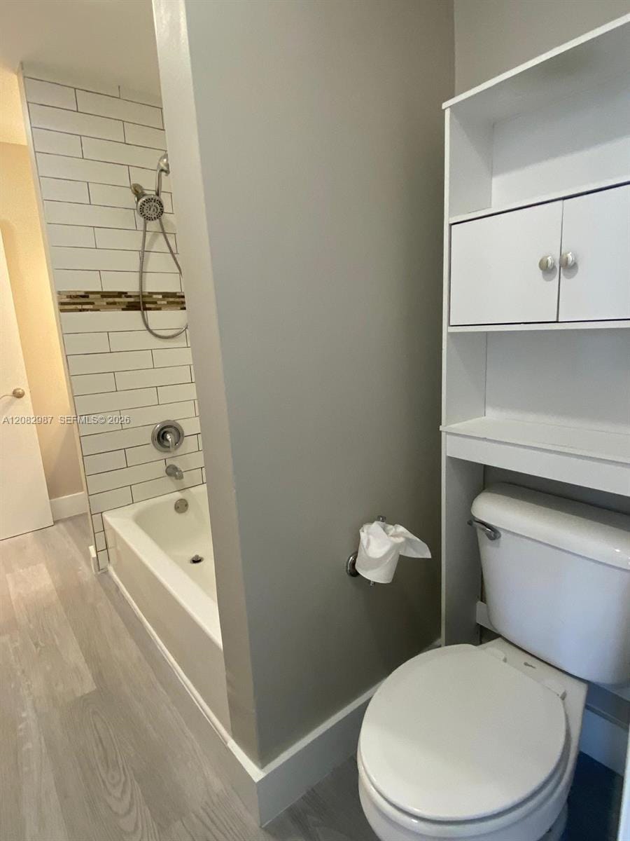 1257 SW 46th Avenue 1812 — photo 11