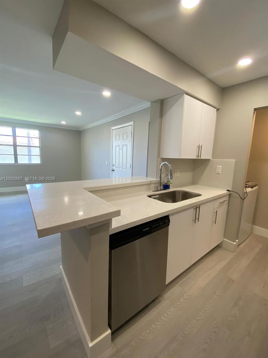 1257 SW 46th Avenue 1812 — photo 4