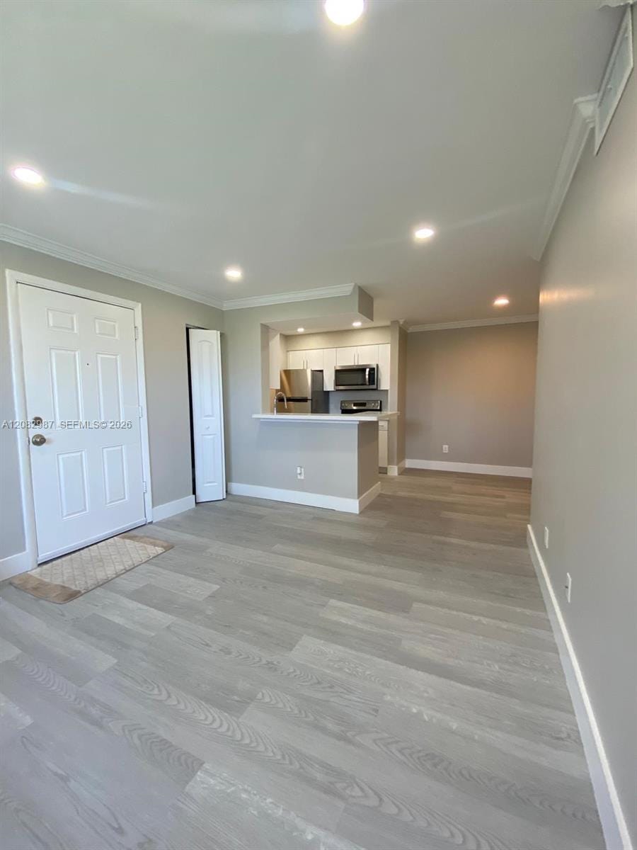 1257 SW 46th Avenue 1812 — photo 5