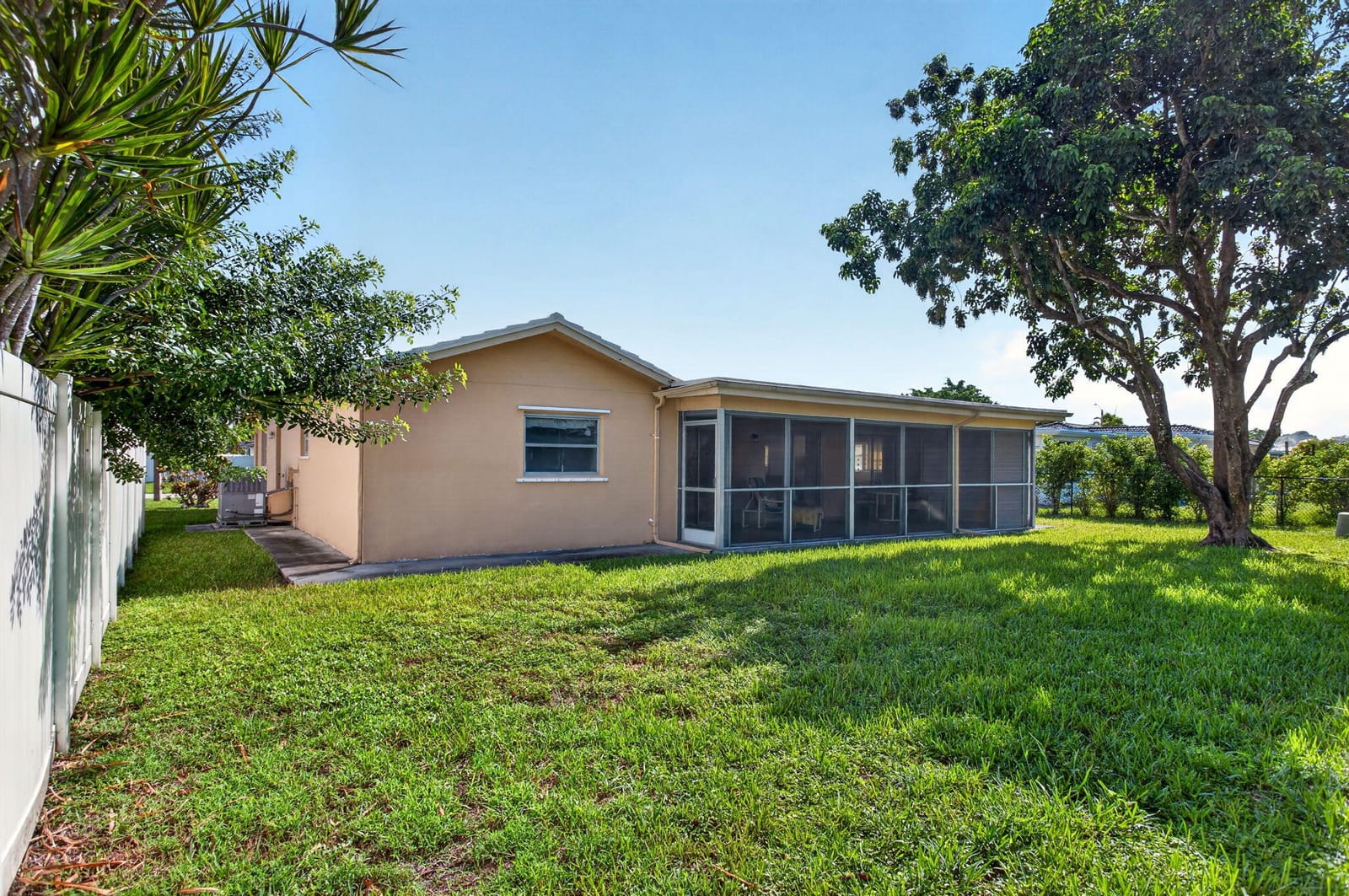 10304 NW 80th Drive, Tamarac, FL 33321 photo 19