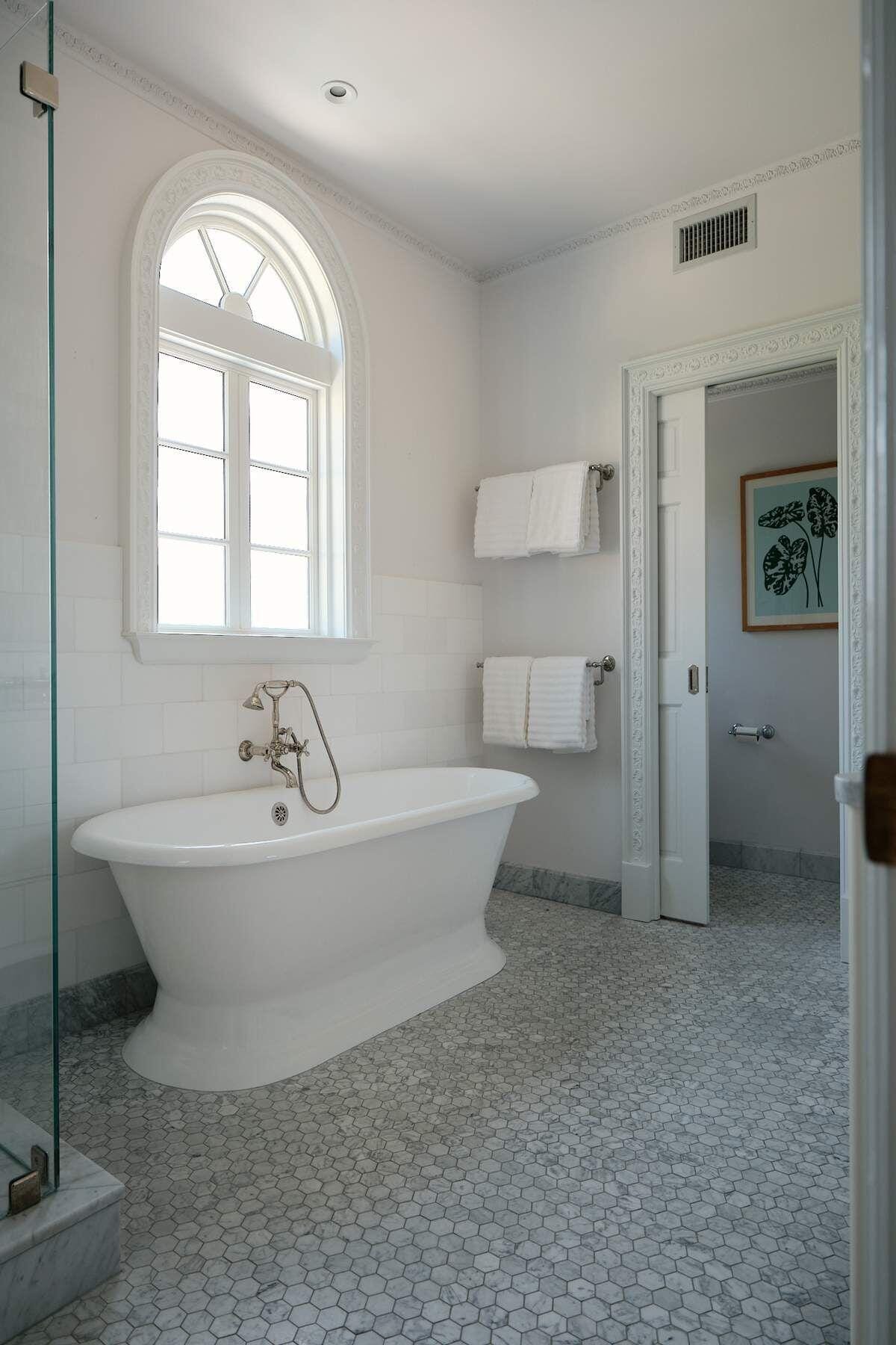130 Brazilian Avenue, Palm Beach, FL 33480 photo 22
