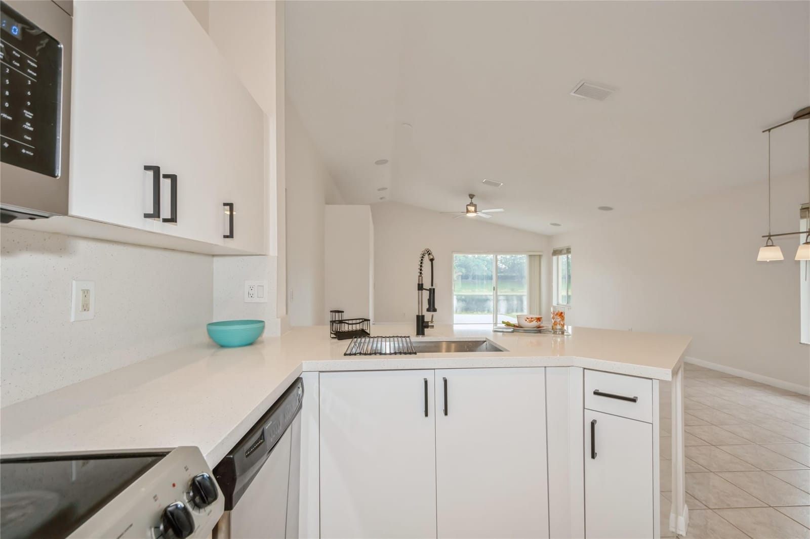 4367 DOGWOOD Circle — photo 11