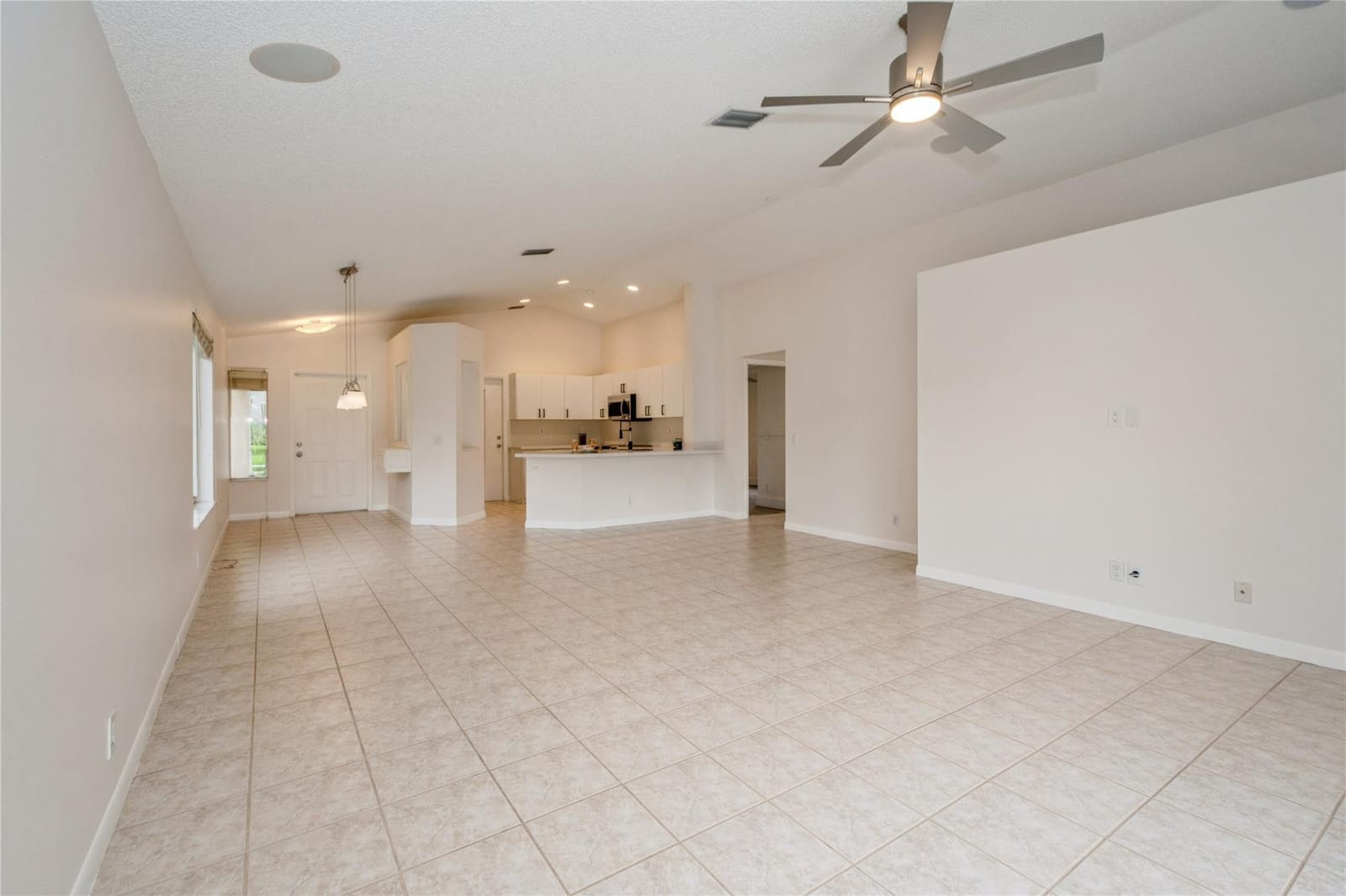 4367 DOGWOOD Circle — photo 8