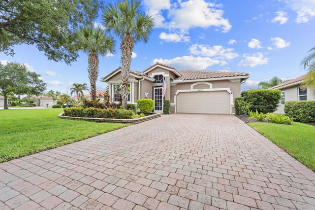 11647 SW Mountain Ash Circle, Port St. Lucie, FL 34987