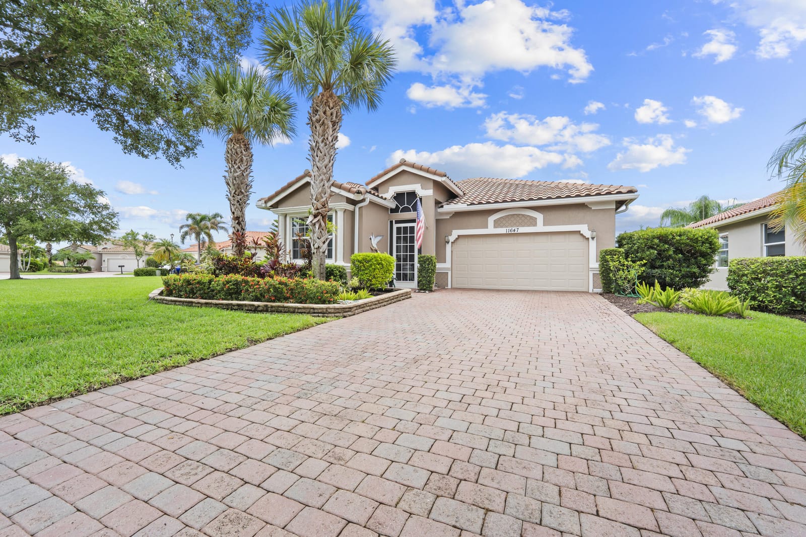 Pending home at 11647 SW Mountain Ash Circle, Port St. Lucie, FL 34987