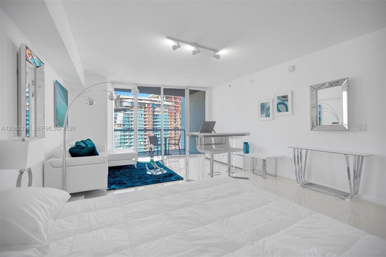 475 Brickell Avenue 5010, Miami, FL 33131 photo 3