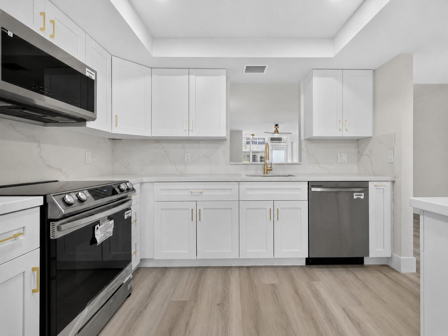 7 WILLOWBROOK Lane 101 — photo 3