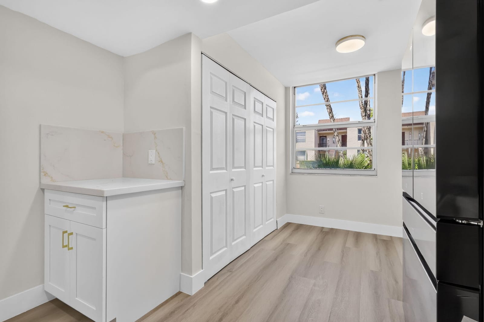 7 WILLOWBROOK Lane 101 — photo 4