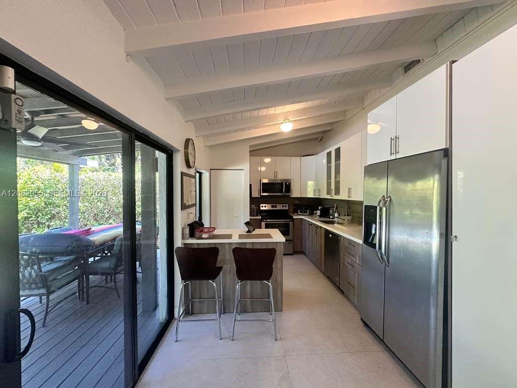 1105 Cortez Street — photo 2