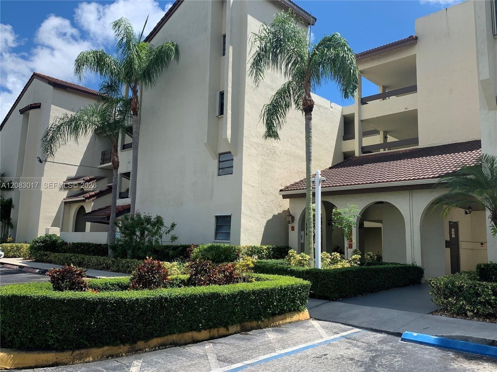 8933 SW 123rd Court 401 — photo 3