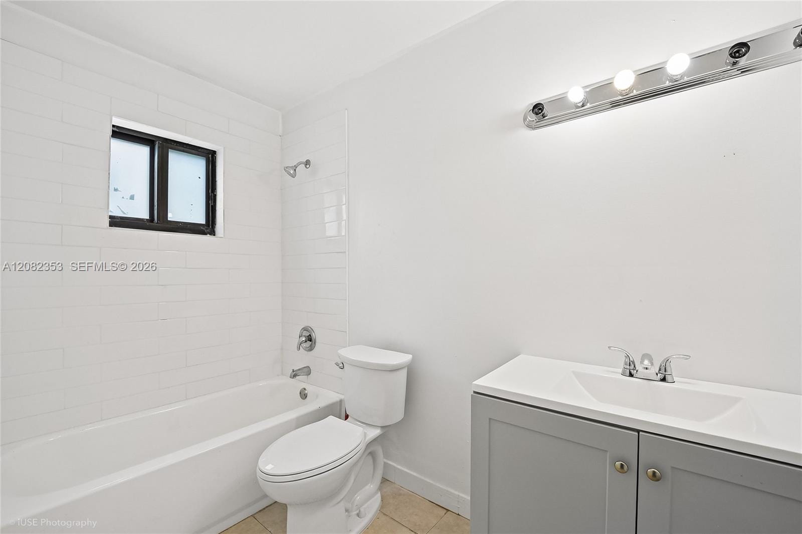 3471 Plaza Street — photo 10
