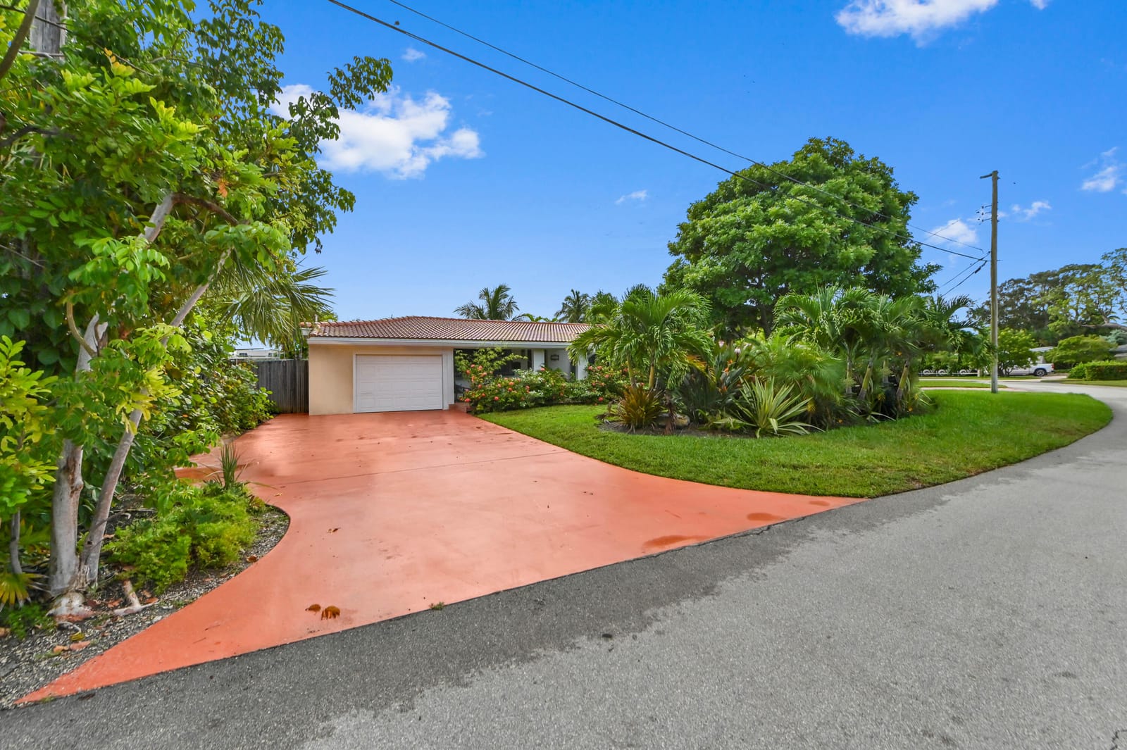 1513 NE 28th Drive, Wilton Manors, FL 33334